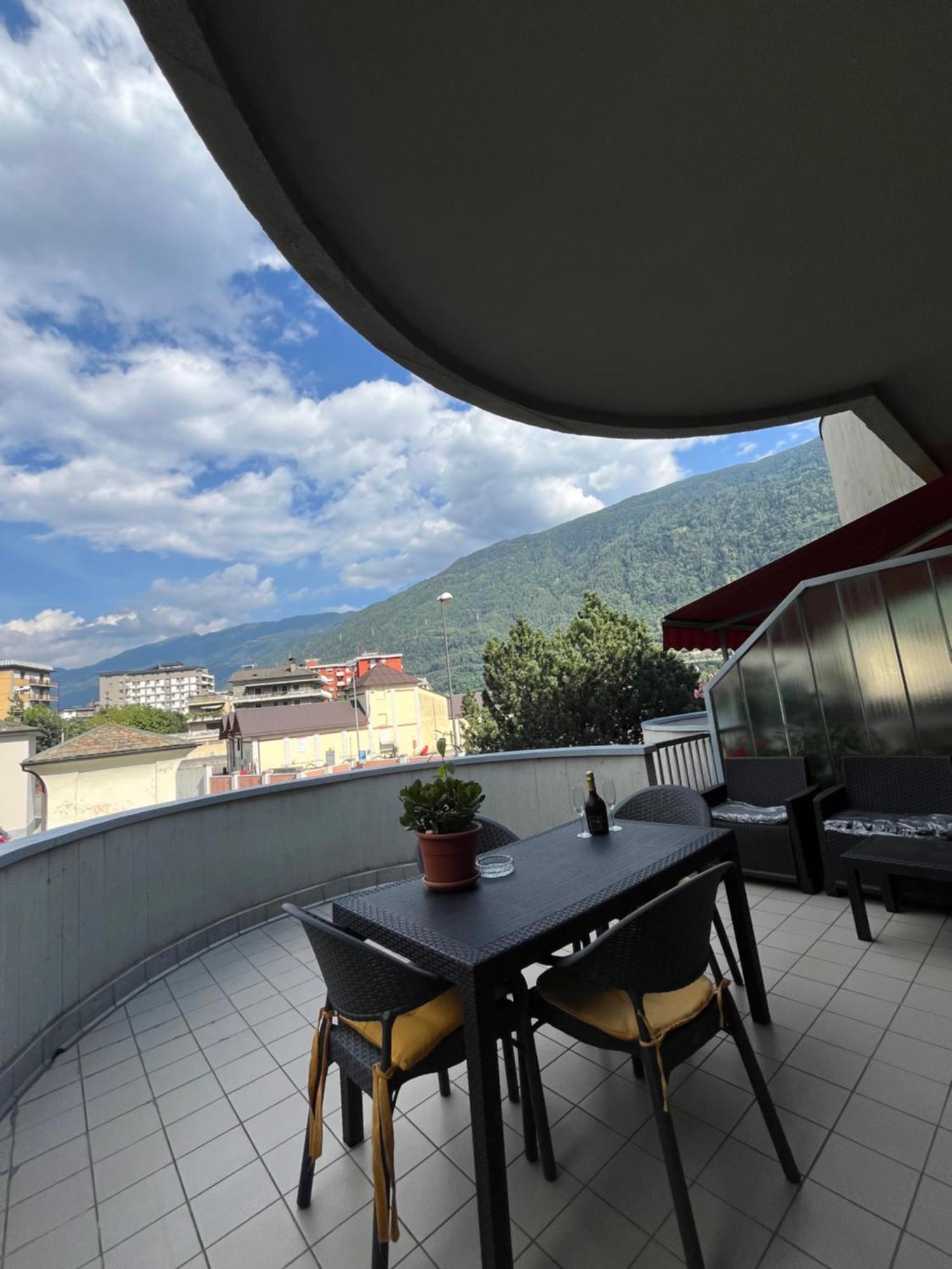 Casa Vacanze Lucia Tirano Exterior foto